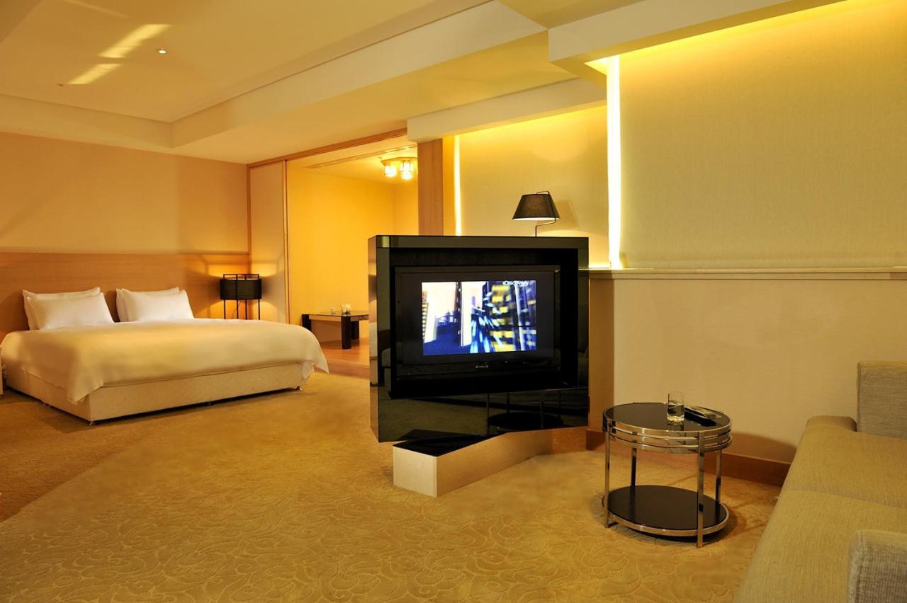 تاينان Asia Emperor Hotel المظهر الخارجي الصورة