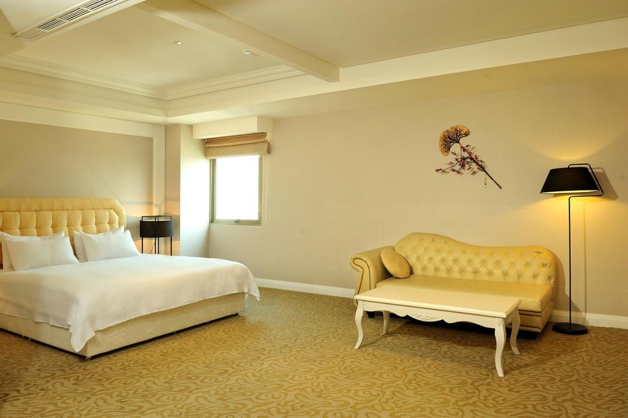 تاينان Asia Emperor Hotel المظهر الخارجي الصورة